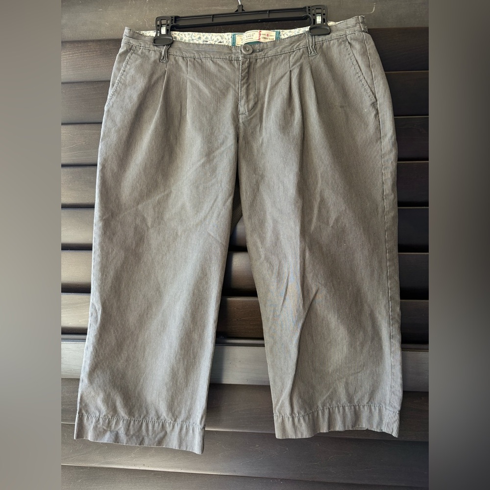 Old Navy Size 6 Stripe Cropped Trousers Low Rise 100% Cotton Blue Grey
